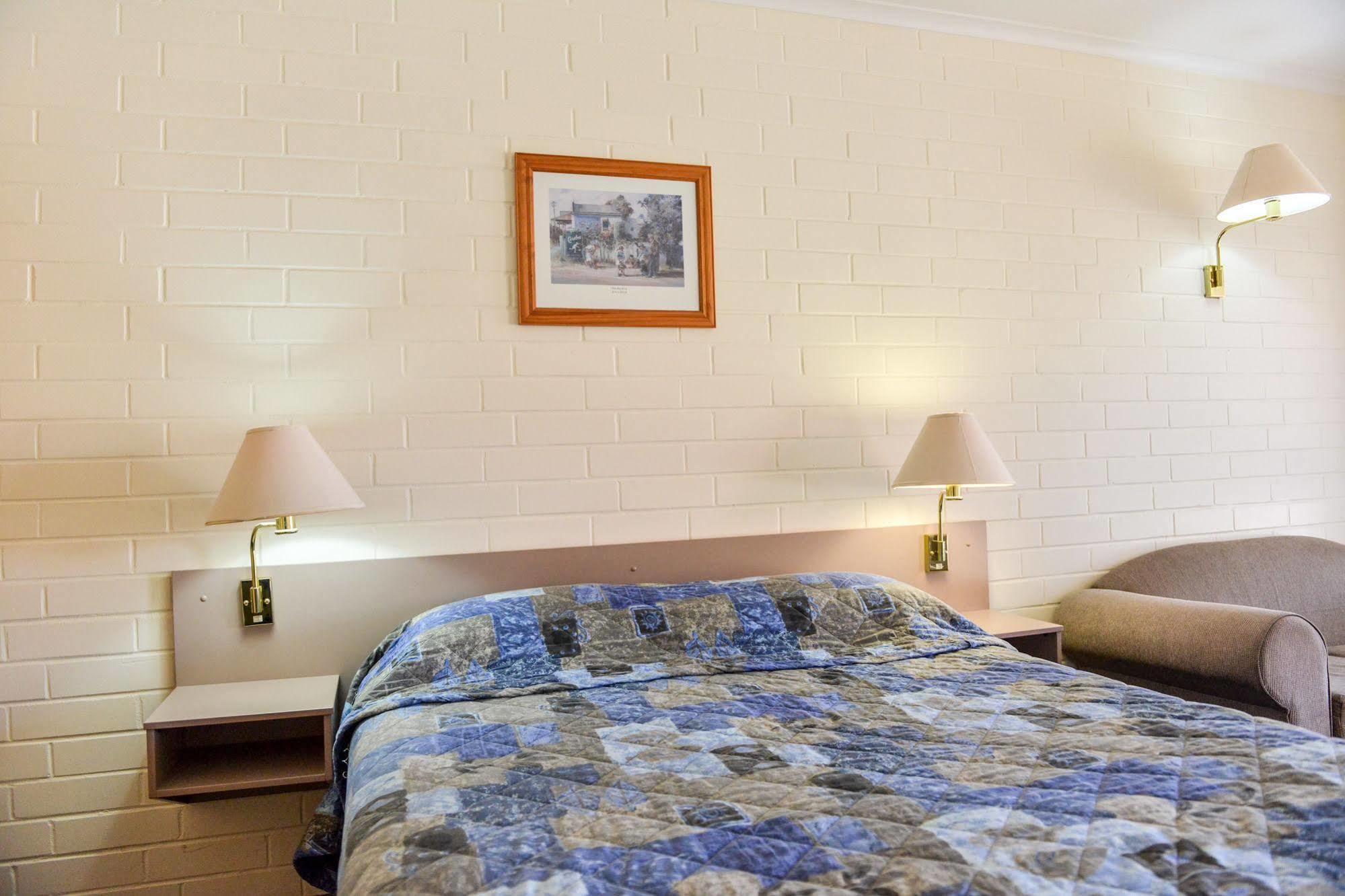 Pioneer Motel Goondiwindi Ngoại thất bức ảnh