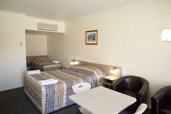 Pioneer Motel Goondiwindi Ngoại thất bức ảnh